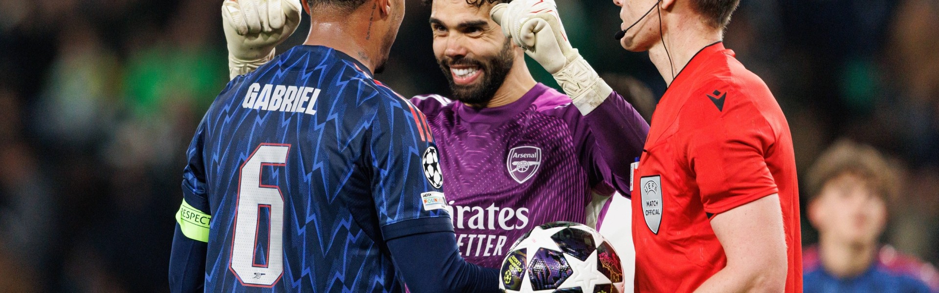 英媒：拉亚提升了枪手后防线的表现，他是英超赛季最佳球员竞争者