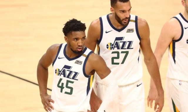 开云体育-送走戈贝尔开启重建大门 米切尔有哪些潜在下家？